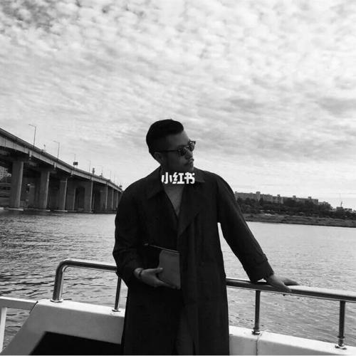 优质黑白叔音头像