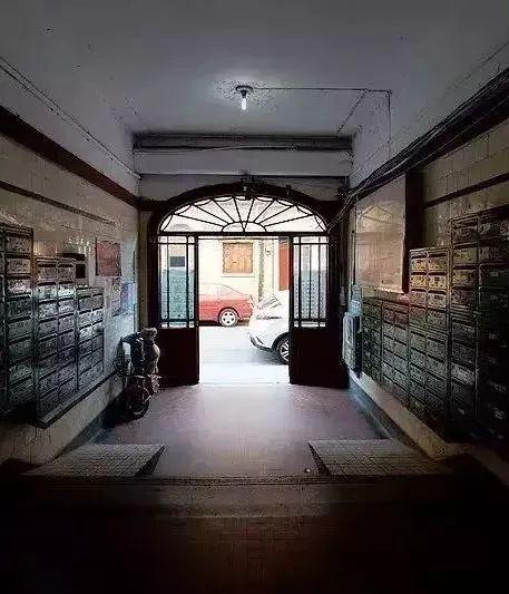 魔都纸片楼成网红!虹口奇葩建筑~你了解多少?