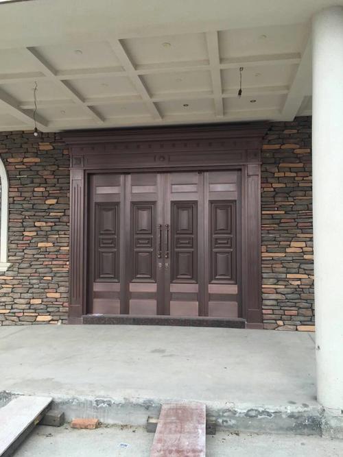 旺盛达别墅大门安装效果