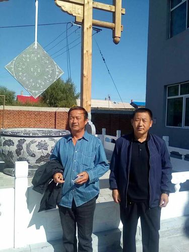 大哥你好吗!——记海伦市部分同学共和镇小聚观光三圣