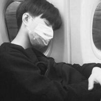 qq男生伤感黑白头像,有意境帅气的qq伤感黑白男生头像
