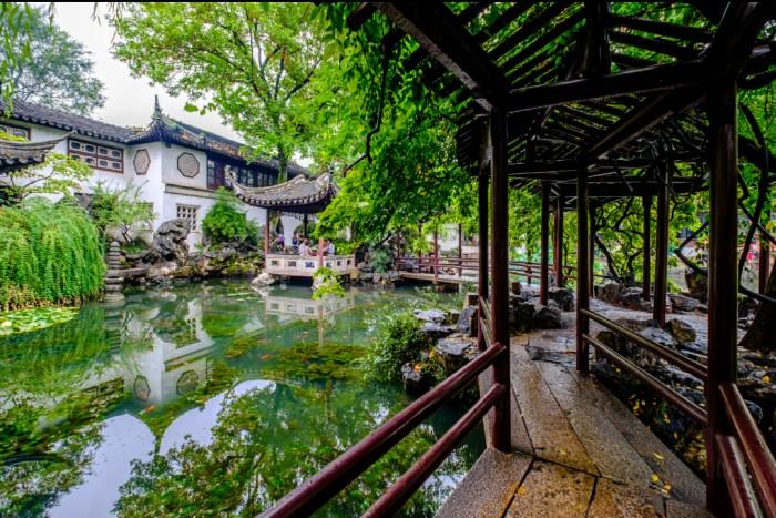 苏州(图为留园)