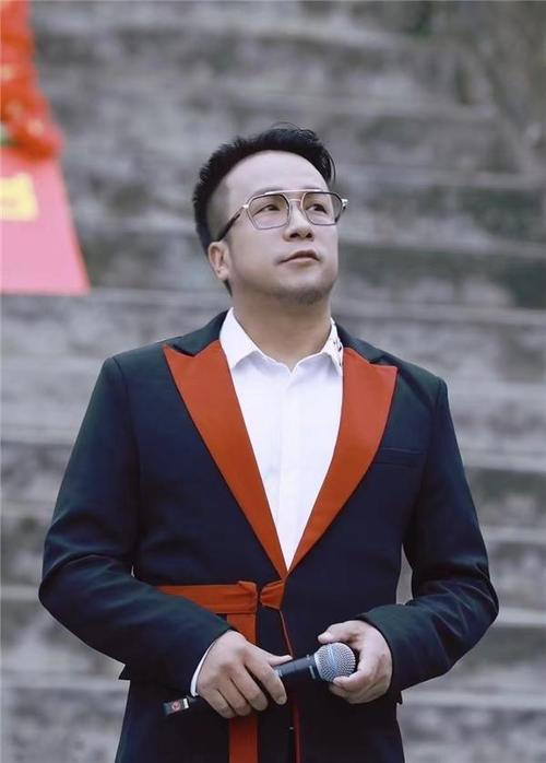 青年歌手李晓婵"最美中国"放歌长城音乐会圆满落幕