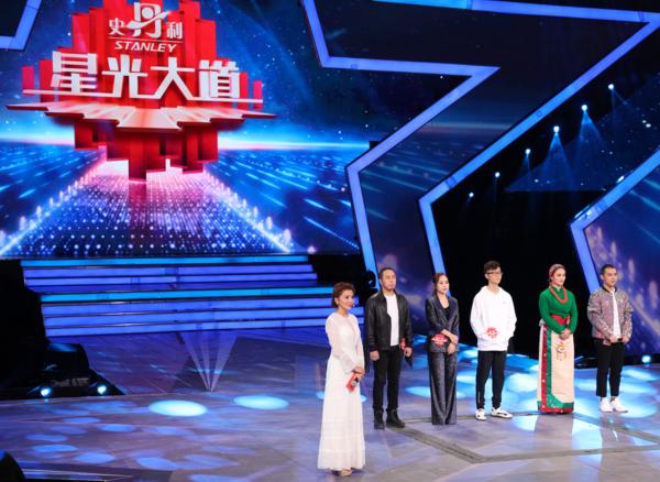 桑贝德吉2020年《星光大道》周赛竞技 低音太逆天了