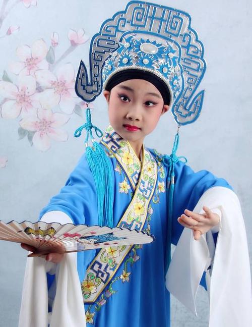 王派 田灵暄 越剧小生 主攻 徐派 第十九届中国少儿戏曲小梅花金花奖