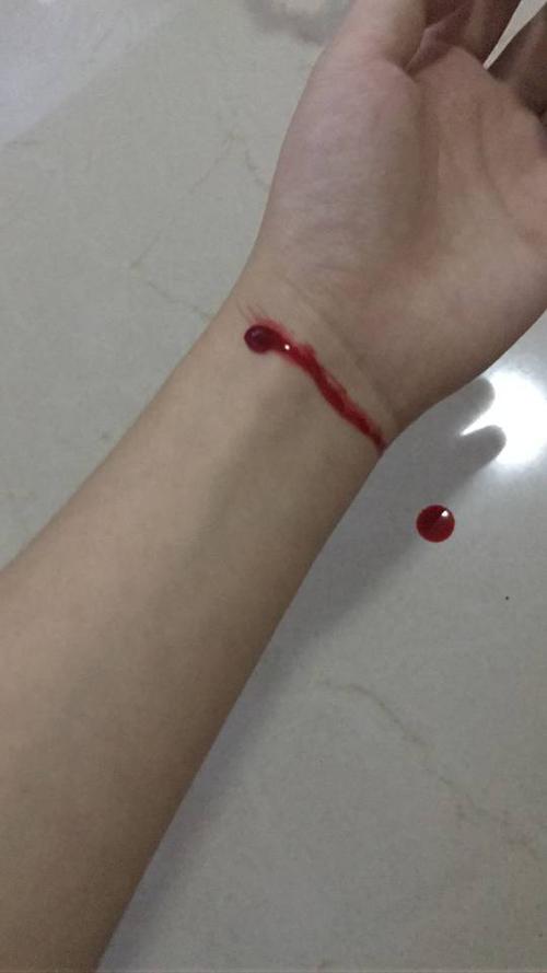 请各位大神分析分析这是红墨水还是真的割伤 女友又找