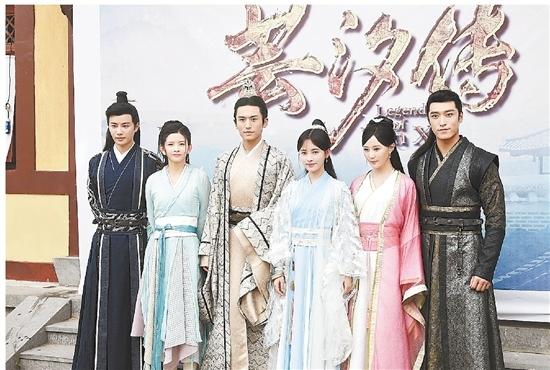 张哲瀚喜欢鞠婧祎吗 张哲瀚鞠婧祎私下关系好吗