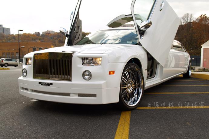 克莱斯勒版劳斯莱斯 剪刀门超长礼宾车