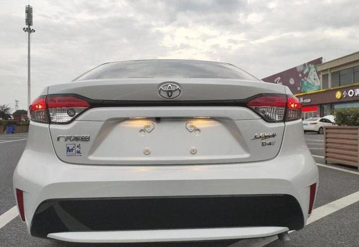 丰田雷凌什么价位啊雷凌16