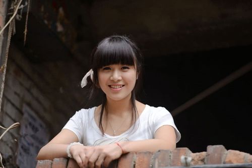 越南姑娘嫁到中国农村,刚下车就愣住了:这里真的是农村吗