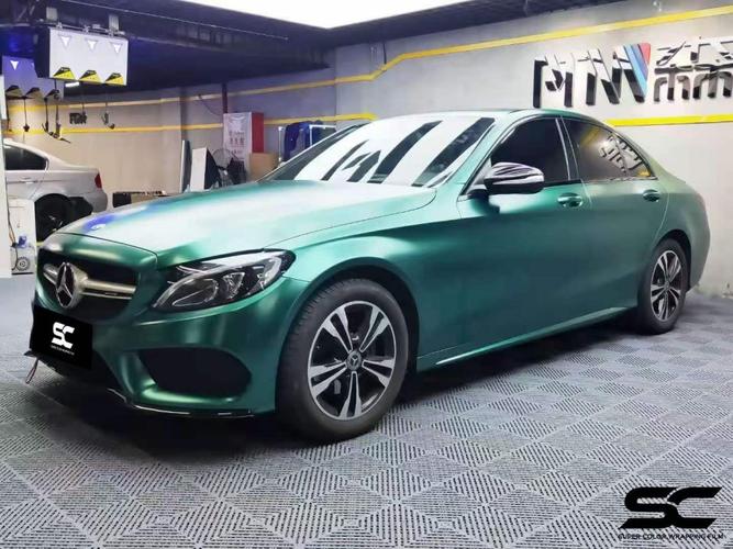 奔驰c200汽车sc改色膜电光祖母绿