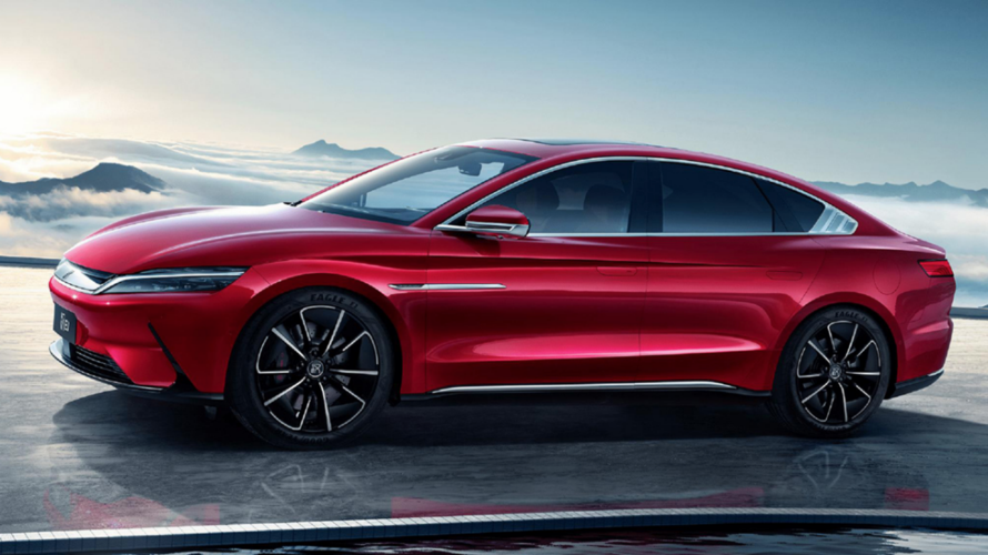 想买国产轿车的朋友看过来!这3款性价比高,买回家不输合资车