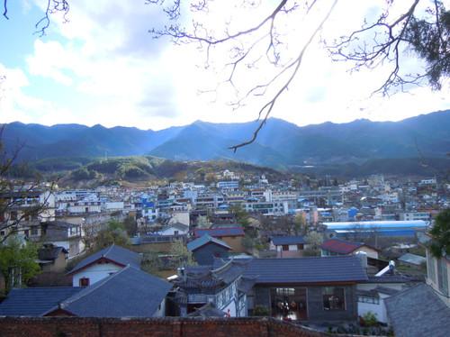 维西傈僳族自治县是云南省迪庆藏族自治州的下辖县之一,县境位于云南