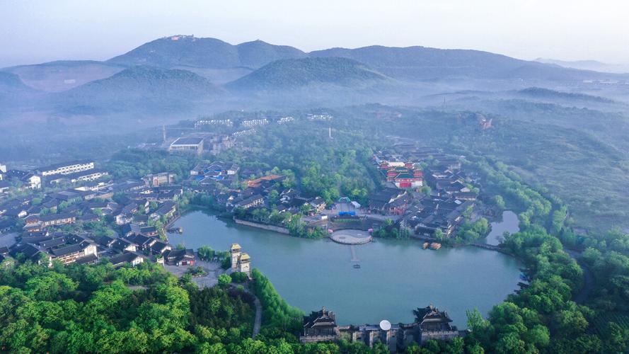 俯瞰常州东方盐湖城