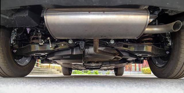 丰田弈泽悬架方面,采用目前suv车型中主流的前麦弗逊独立悬架,后双叉