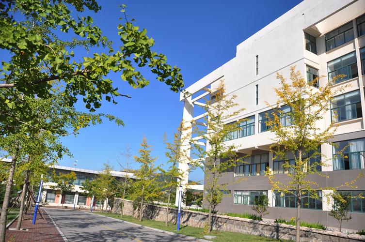 青岛黄海学院校园风光-校园风光