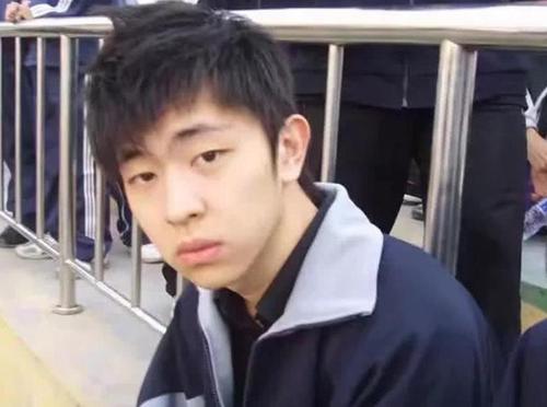 邓伦,颜值,男明星,颜值逆袭,丑帅