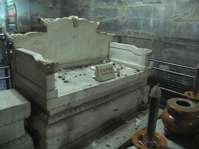 探秘明十三陵定陵