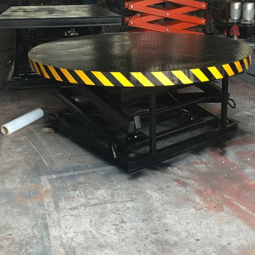 振阳机械圆形升降舞台 台面伸缩舞台 液压升降舞台 酒吧升降舞台 方形
