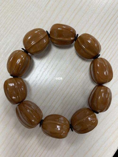 盘了半年的鲨鱼背_鲨鱼_橄榄核_兴趣爱好_兴趣爱好其他