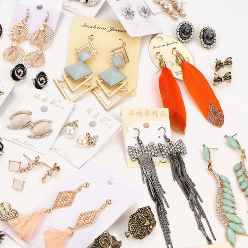 基本款式如图:可以作为淘宝,外贸小礼品,夜市摆地摊小饰品等.