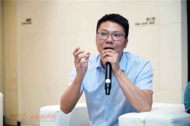 浩城地产集团营销总经理胡敦鲲,联发江西区域公司营销总经理郑俊龙