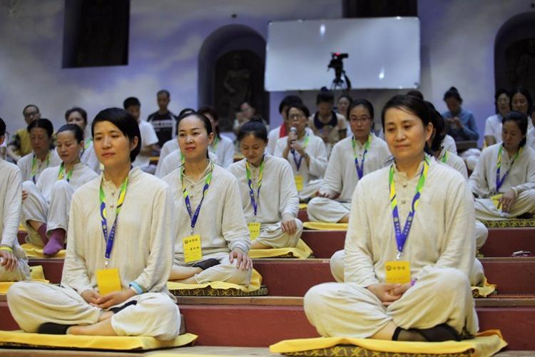 东华禅寺第三十届居士禅修班如期举行并圆满结束