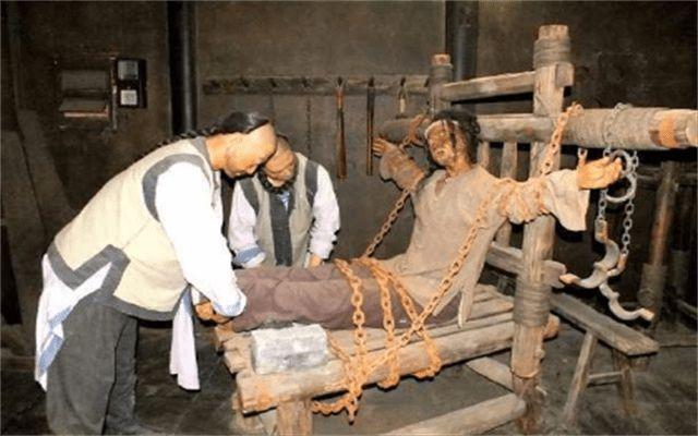 古代专门针对女犯人的刑罚"虎豹戏春",名字很文雅,过程很残忍