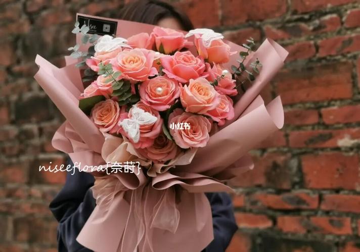 猪小姐玫瑰_花艺_niseeflora奈莳攻略_花店_鲜花_阳江