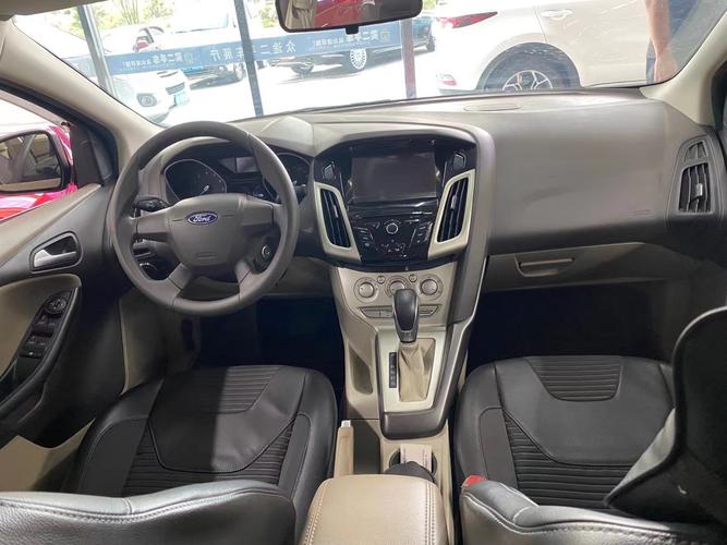 便宜出售福特61福克斯自动挡