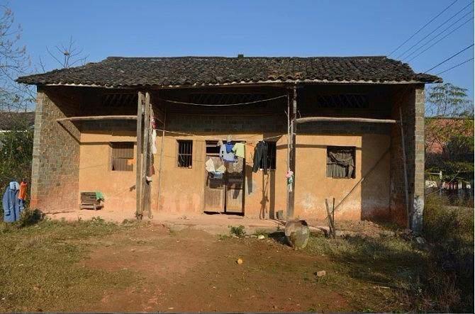 从八十年代的土房子