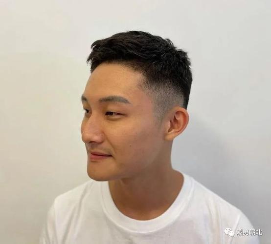 颜值不高的男生留这3款发型好帅!|脸型|寸头|圆脸|头