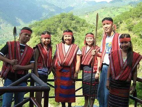 菲律宾传统服饰介绍