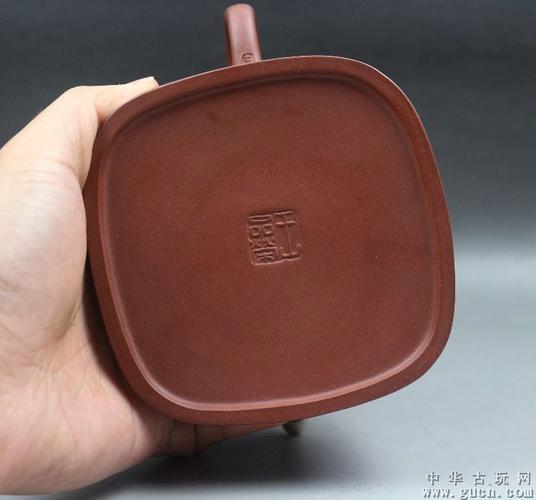 高级工艺师王品荣紫砂壶