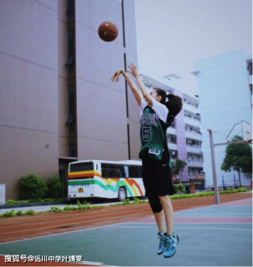 那么具体该如何锻炼,才能做到 完美的干拔单手投篮呢?