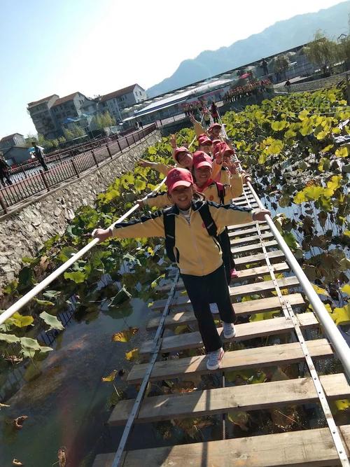 雨露学校研学旅行 英山童玩谷生态园