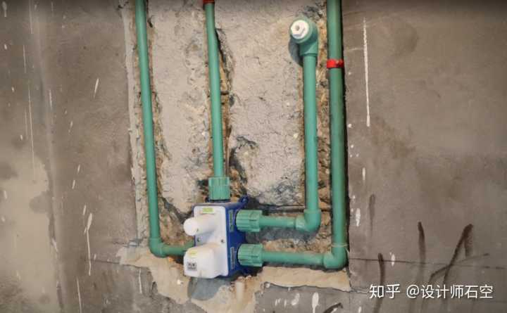 如果家里要做隐藏式的龙头或者花洒,我建议大家找技术好一些靠谱一些