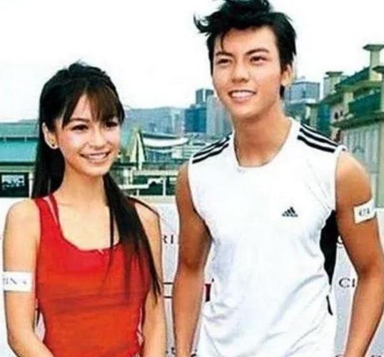 隐婚郑中基,和杨颖"争"陈伟霆,阿sa的故事比想象中更