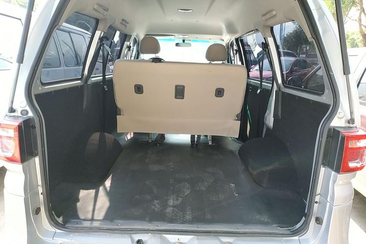 东风风行 菱智 2018款 m3 1.5l 5座基本型