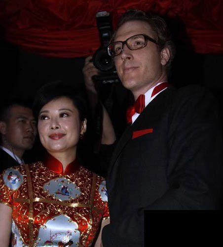 同时也是美国前总统小布什弟弟neil bush和edward lehman开的雷曼布什