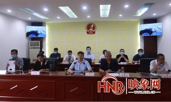 平舆县召开第十四届人大常委会第四十次会议