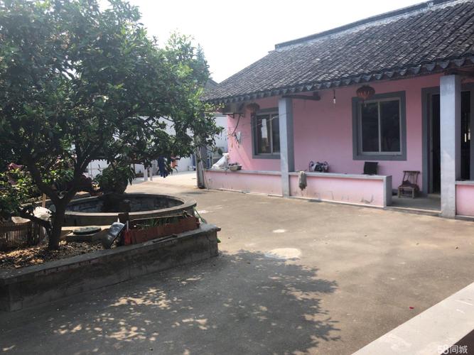 (出租) 村里老房子带一个大院子,交通方便就在太湖大道边