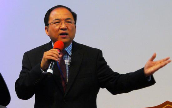 刘彤牧师:信心让我们胜过危机时代