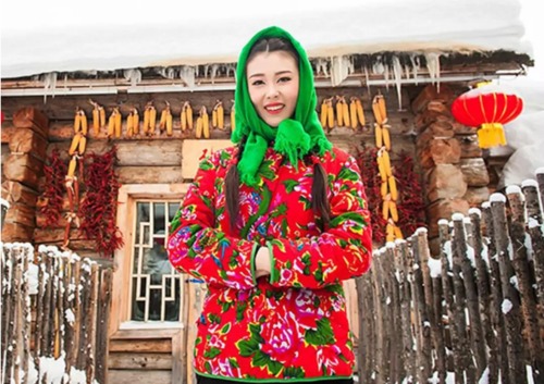 大王叫我来巡山>最具东北味的个人写真活动】,花棉袄,绿头巾,狗皮帽