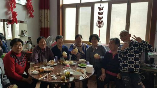 许家大院一家亲大团圆,幸福的一家人!