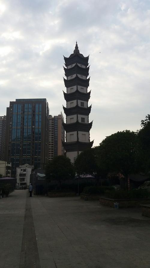 四川省绵阳市盐亭县文同路下段靠近盐亭县交通局航务管理所