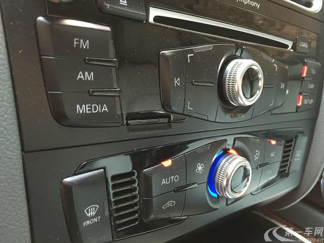 奥迪a4l2013款20t自动舒适型国Ⅳ