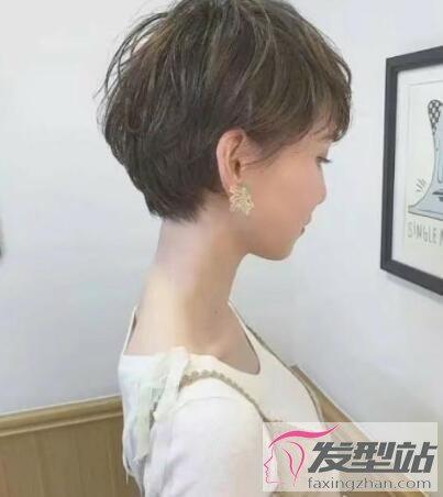 前长后短女生发型简约自然洋气不落伍