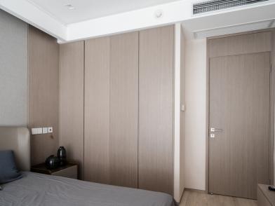 简约二居室卧室衣柜装修效果图欣赏