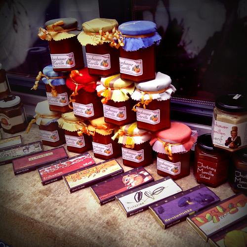 奥地利瓦豪地区杏子与手工巧克力瓦豪的